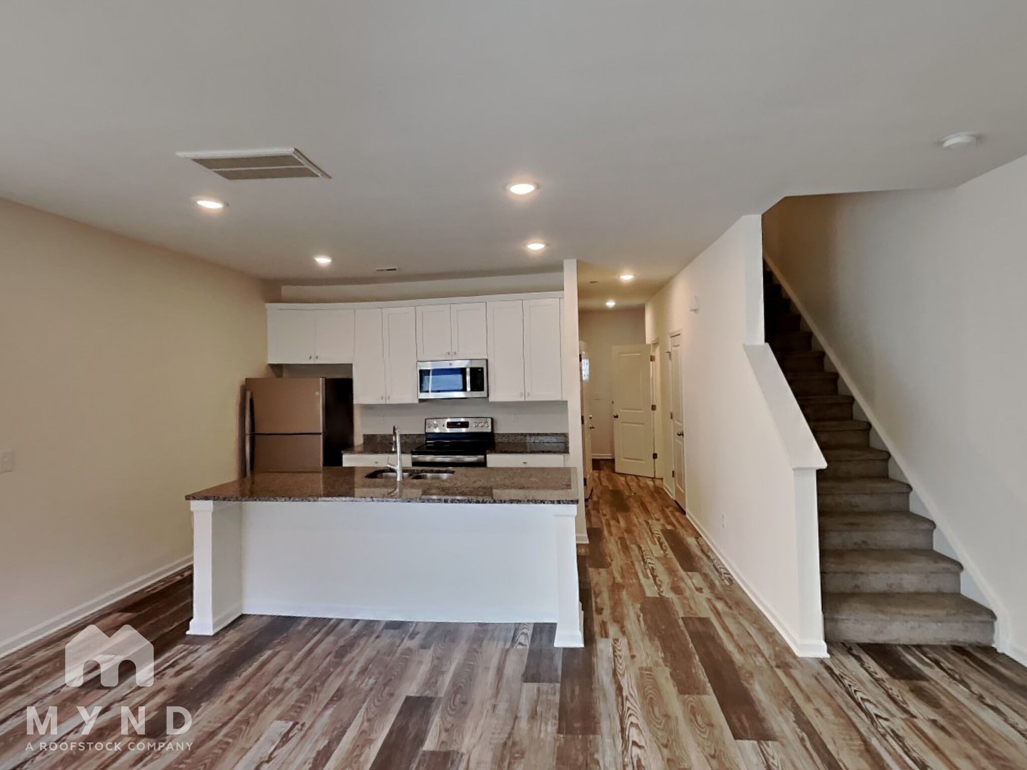 Building Photo - 122b Fosters Gln Pl