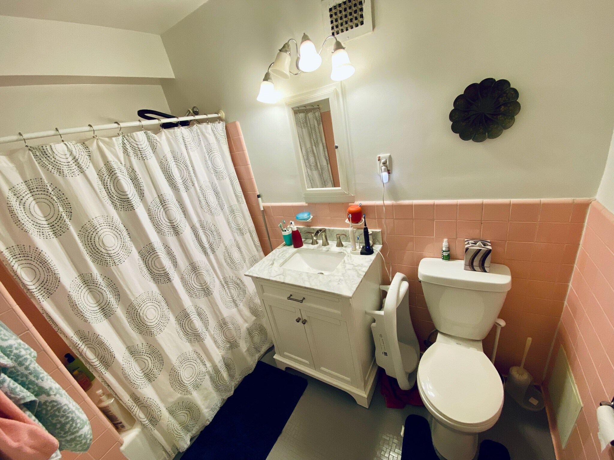 Bathroom - 4301 Massachusetts Ave NW