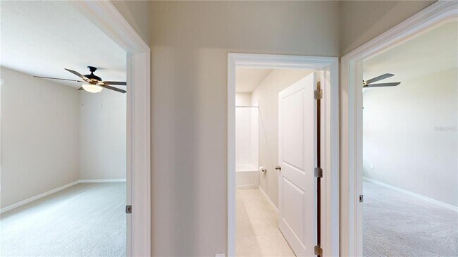 Building Photo - 1212 Oak Vly Dr