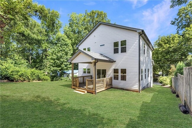 Building Photo - 3183 Zion St