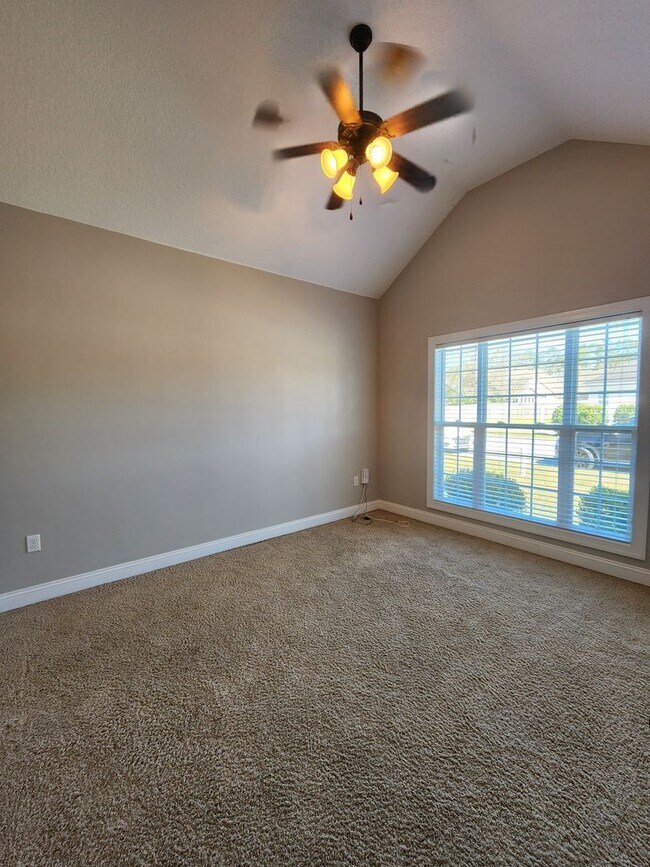 Building Photo - 3835 Napa Dr