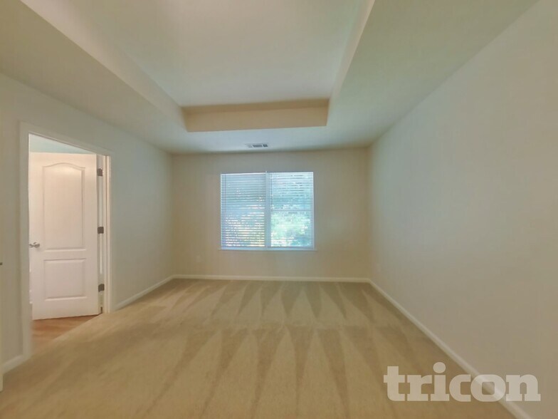 Building Photo - 3892 Alderwoods Dr