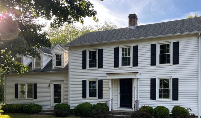 Primary Photo - 97 Lords Ln