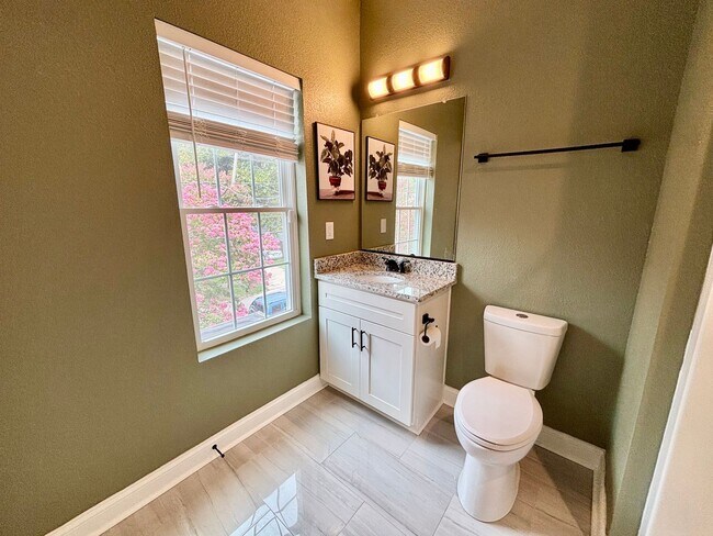 Building Photo - Gorgeous New Construction Home in Norfolk