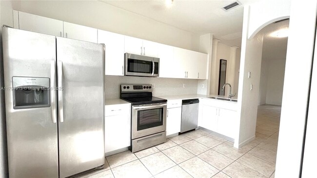 Primary Photo - 5600 NW 114th Pl