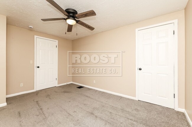 Building Photo - 3 Bedroom 1 Bathroom Single Family Home Available in Springfield!