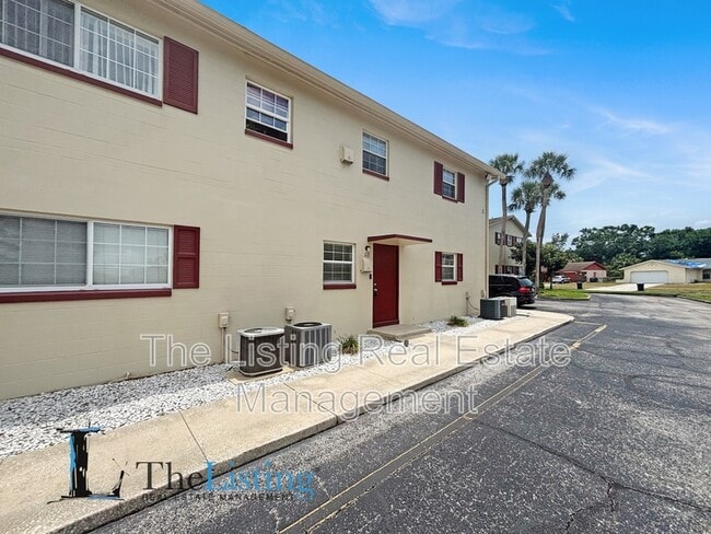 Building Photo - 5505 Hernandes Dr