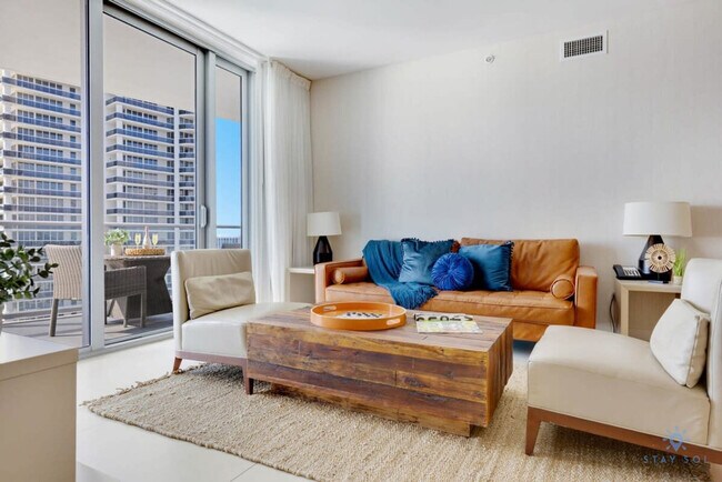 Building Photo - 4111 S Ocean Dr