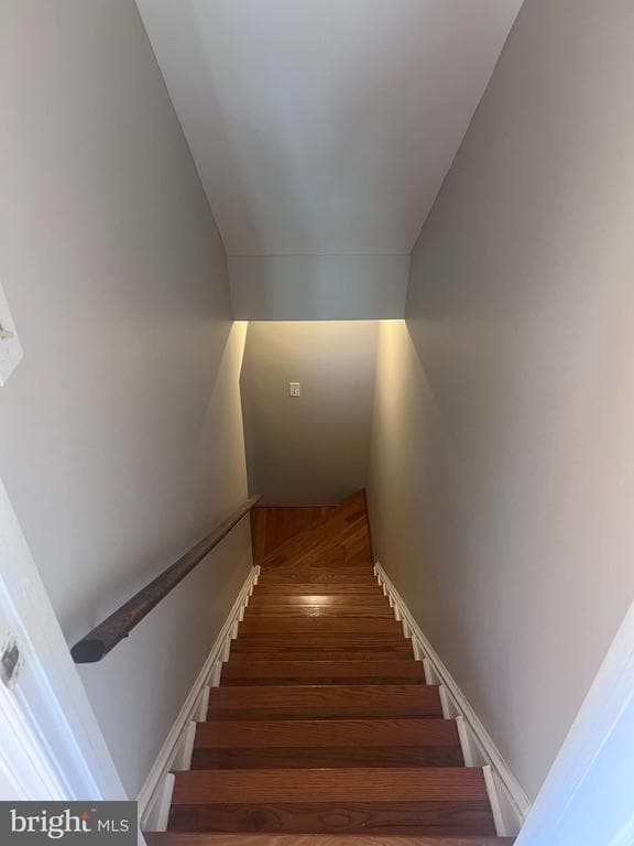 Building Photo - 7419 Courtland Cir