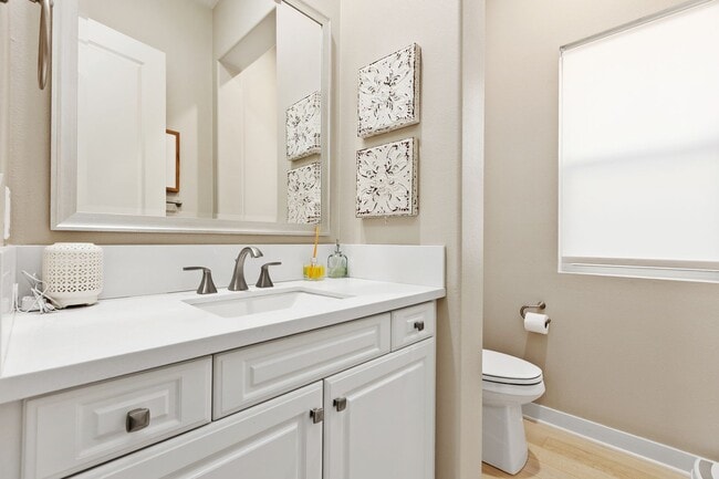 Building Photo - Beautiful 5 bedroom home in Heart of Carme...