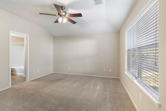 Building Photo - 31 Bark Bend Pl