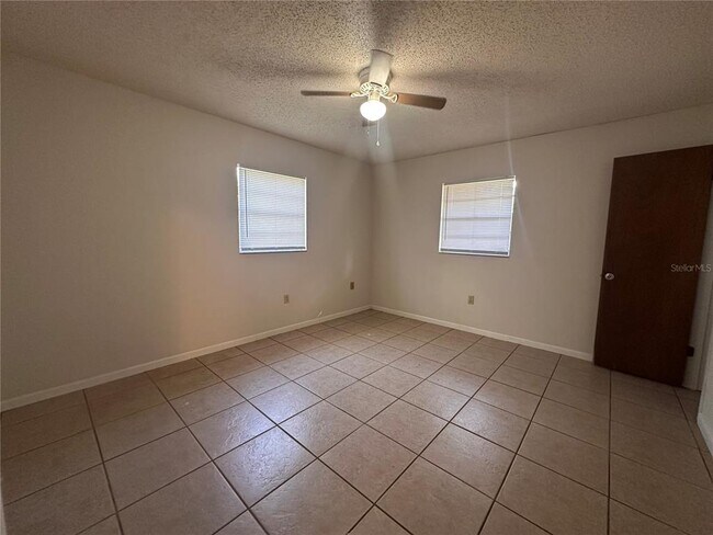 Building Photo - 25946 Pine Ridge Rd