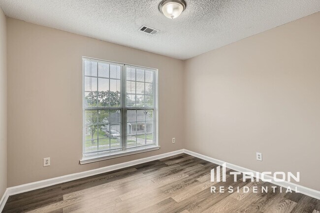 Building Photo - 205 Buffington Dr