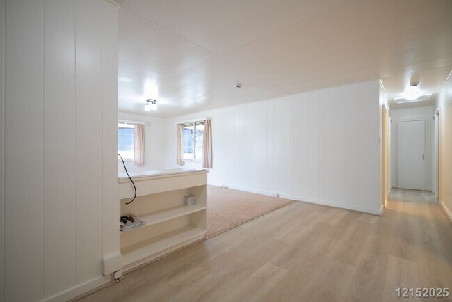 Building Photo - PEARL CITY — $3295 Kaleilani St | 3BR / 1 BA Single-Family Home