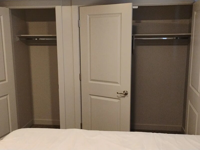 Building Photo - 1167 E Telegraph St