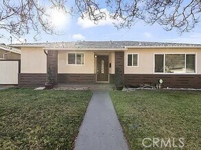 Building Photo - 8315 Valecrest Dr