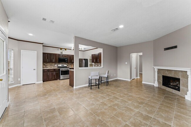 Building Photo - 14334 Cypress Meadow Dr