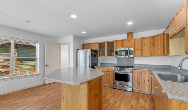 Building Photo - Ocean Park 3 Bedroom 2 bath - Close to beach!