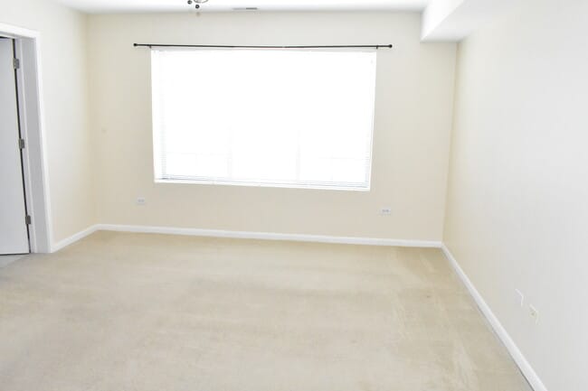 Building Photo - 8255 Skokie Blvd