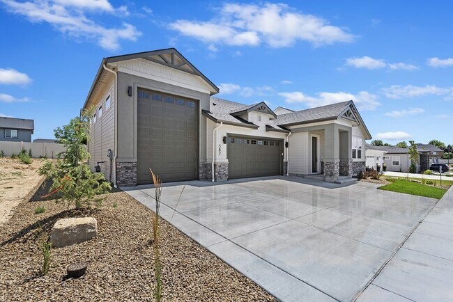 Building Photo - Brand New Rental with RV Garage