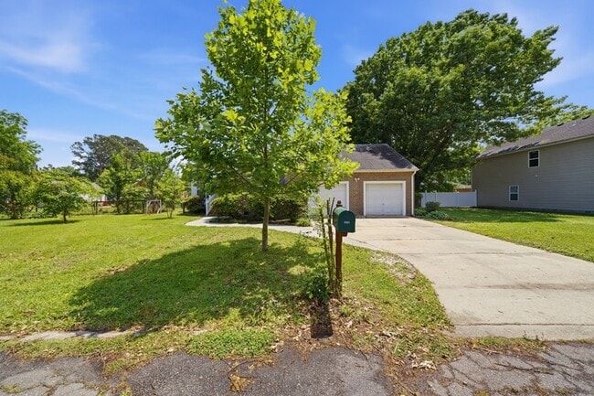 Building Photo - 4553 Shoshone Ct