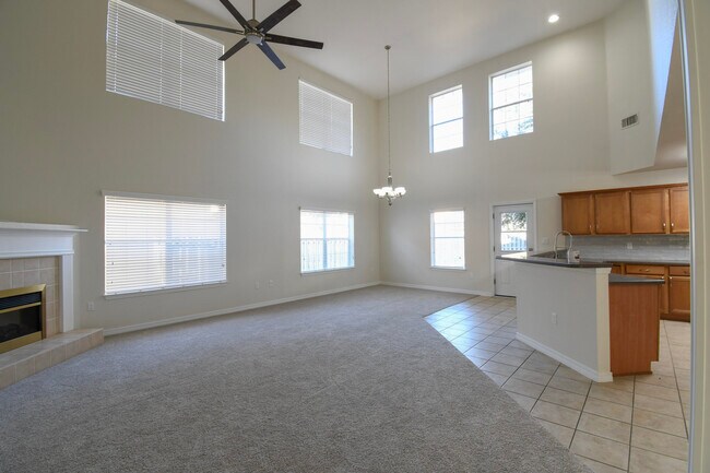 Building Photo - 735 Loblolly Bay Dr