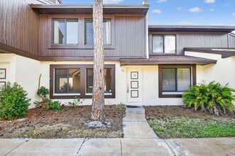 Building Photo - 5352 Bosque Ln