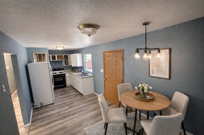 Building Photo - 4333 School St