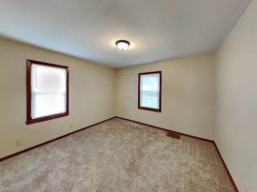 Building Photo - 3540 Utah Ave S