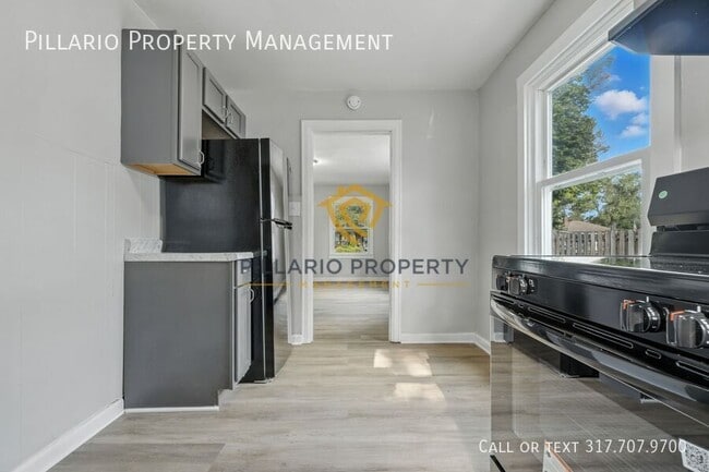 Building Photo - 1407 N Luett Ave