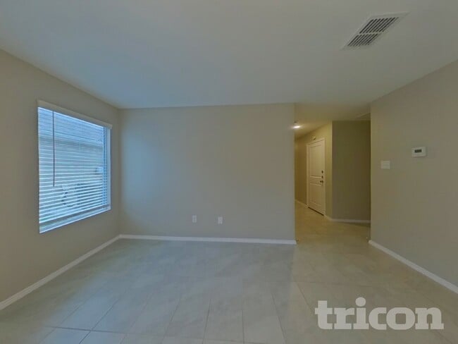 Building Photo - 2504 Bunkerton Dr