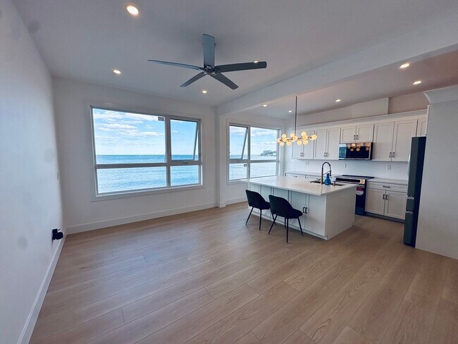 Building Photo - 280 Endicott Ave