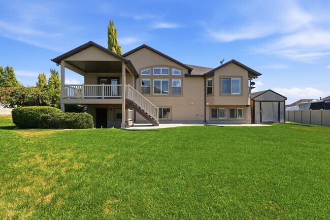 Building Photo - 3087 N 1075 W