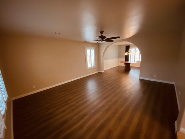 Building Photo - 8217 Ocean Terrace Way