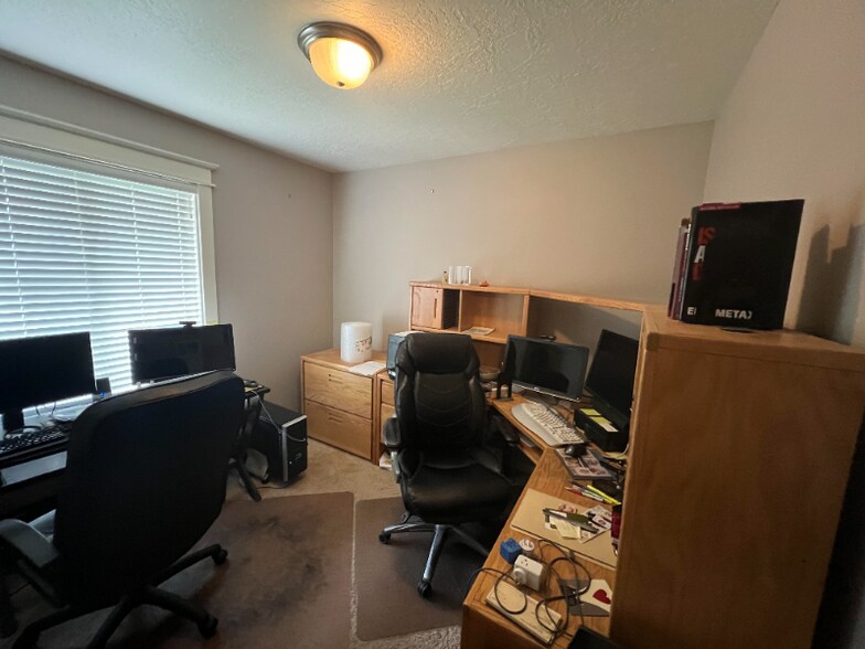 Building Photo - 2281 N 1420 W