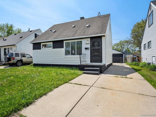 Building Photo - 24561 Berry Ave