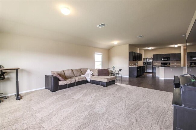 Building Photo - 11916 Riparian Rd