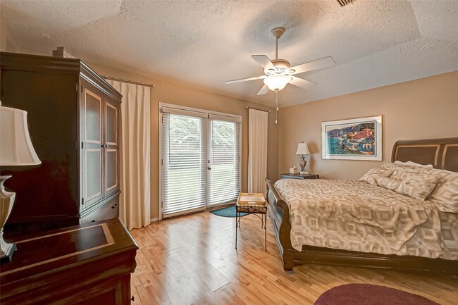 Building Photo - 3631 Glenpine Dr