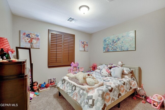 Building Photo - 13240 Emerald River St