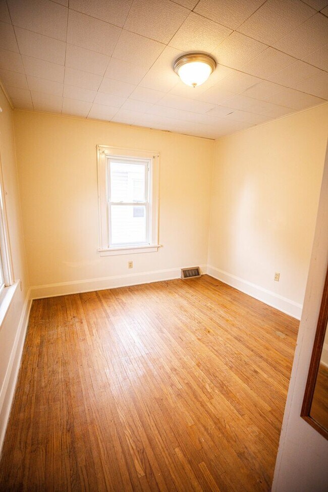 Building Photo - 3942 Torrance Dr