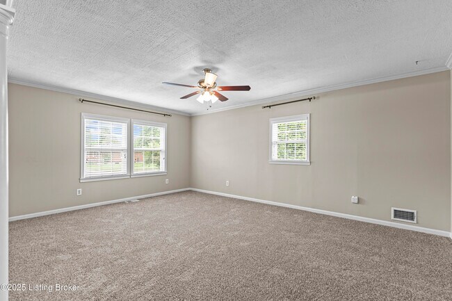 Building Photo - 7103 Woolrich Rd
