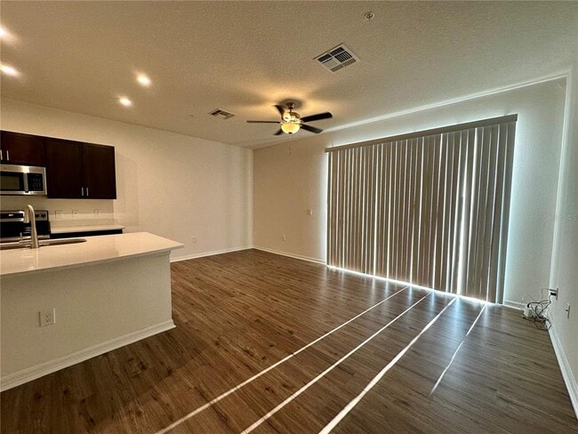 Building Photo - 10718 Silk Tree Ct