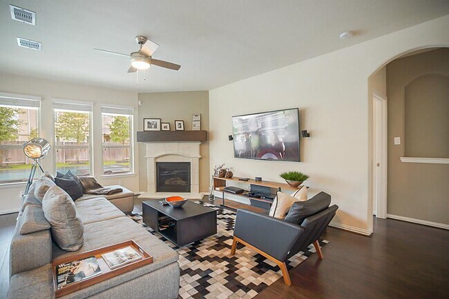 Building Photo - 63 Deer River Cir