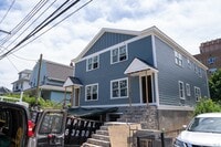 Building Photo - 31 Maple Ave
