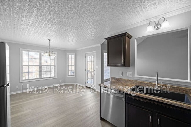 Building Photo - 1351 Francesca Drive