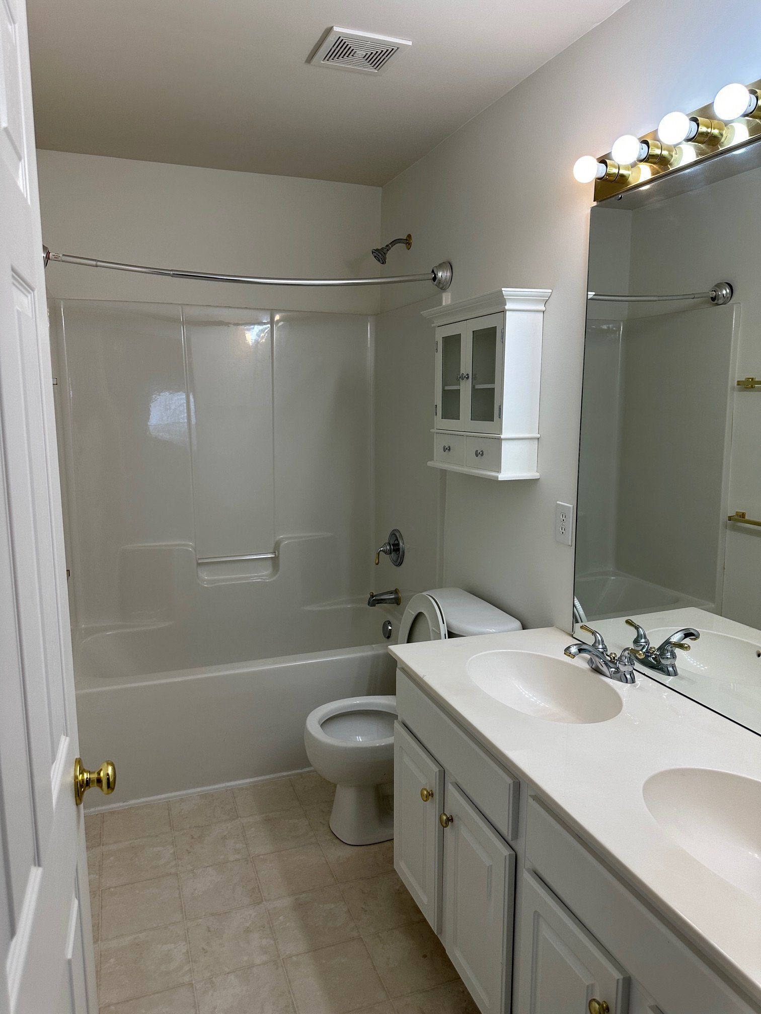 Building Photo - 7811 Noland Woods Dr