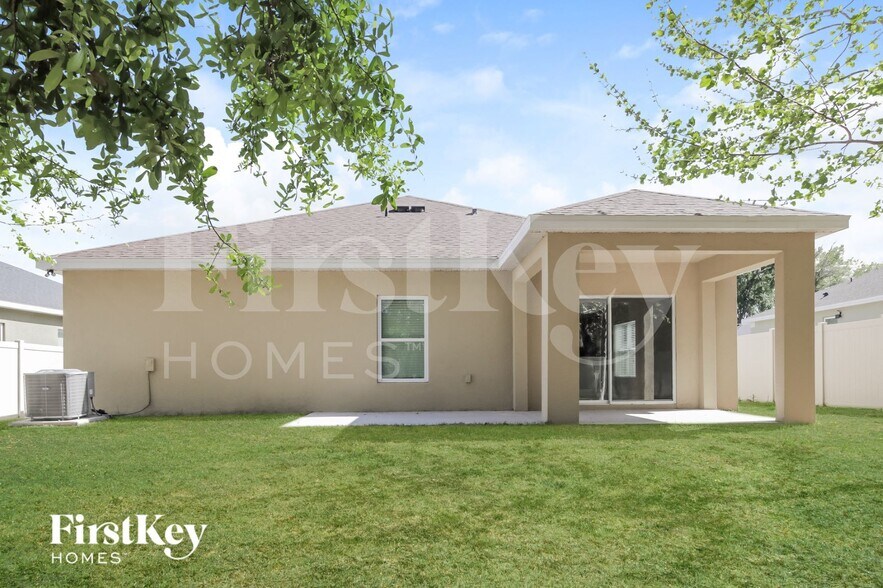 Building Photo - 34208 Alameda Dr