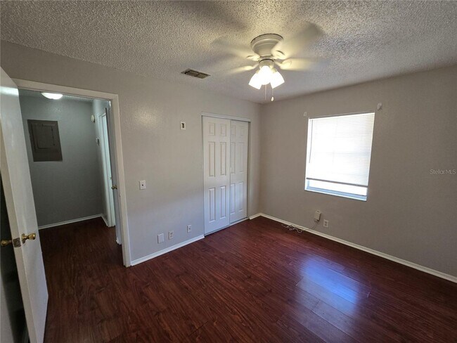 Building Photo - 5665 Struthers Ct