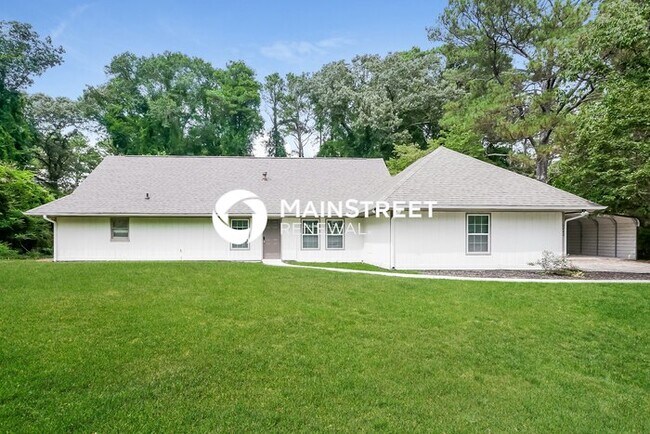 Primary Photo - 4 Bedroom Pet-Friendly Home in MORROW, GA ...