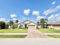 Building Photo - 3422 Cancun Ct